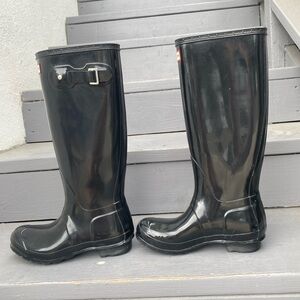 BLACK GLOSS HUNTER‎ TALL BOOTS